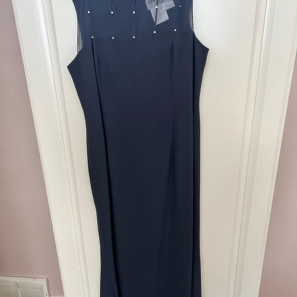 Mother of the groom dress - Picture 2 of 5